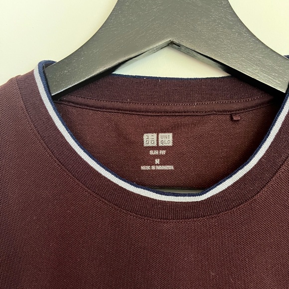 Maroon Cotton-Knit Uniqlo Shirt- Slim Fit Medium - Picture 3 of 3